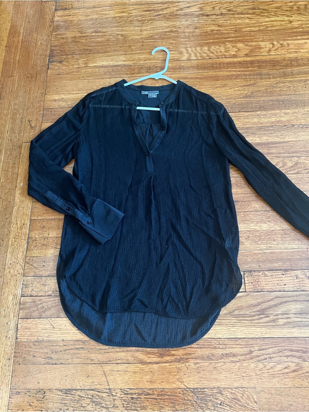 Vince Black Textured V-Neck Long-Sleeve Tunic